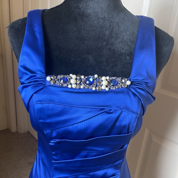 Jax Beaded Front Midi Dress Size 8 - Picture 3 of 7